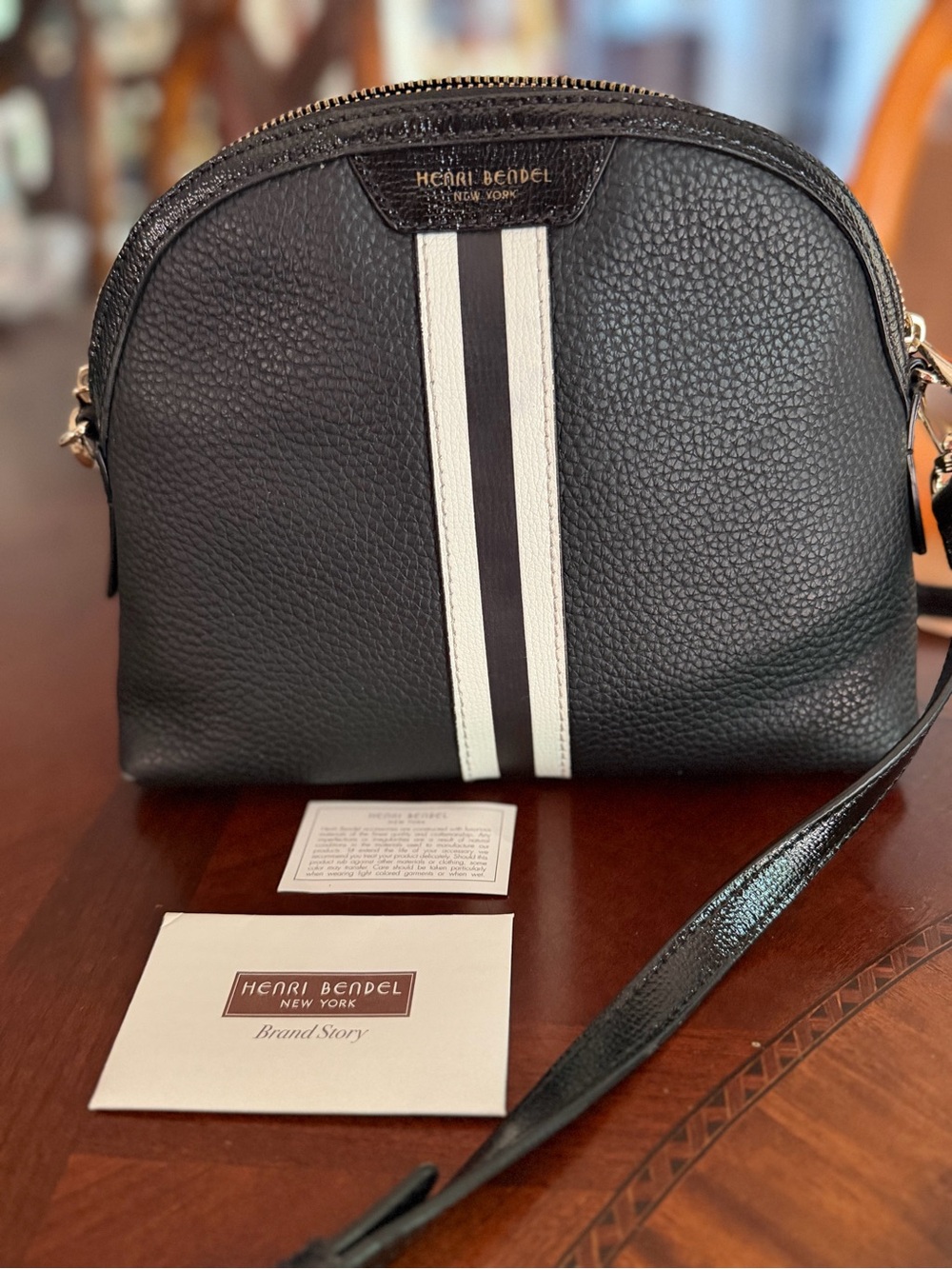 Henri Bendel W 57th Pebbled Black Leather White Stripe Crossbody in EUC